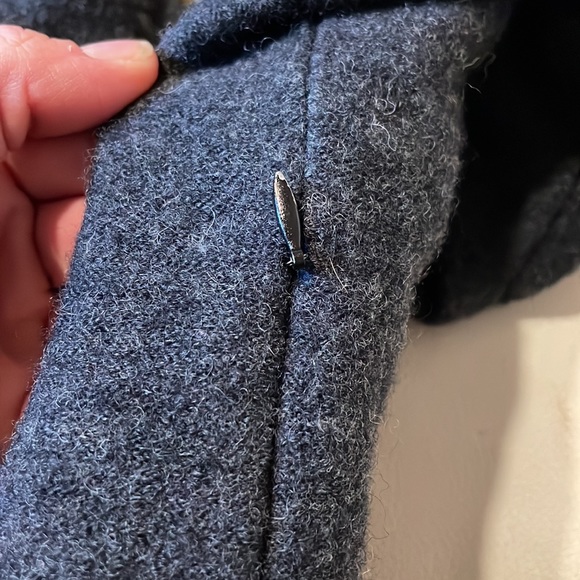 Icelandic Design Wool Embroidered Sweater Jacket Size Small - Picture 15 of 16